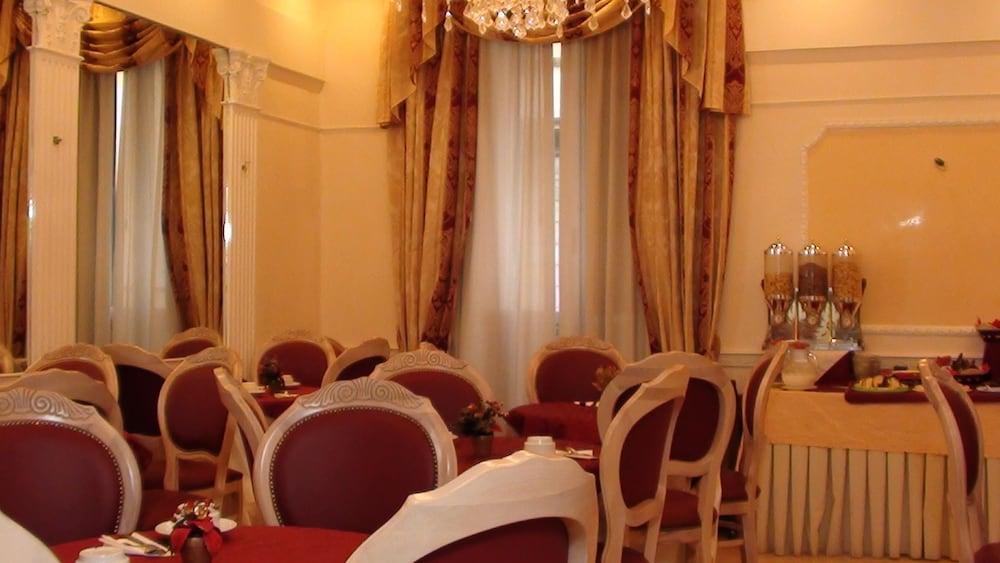 Hotel Erdarelli Rzym Zewnętrze zdjęcie