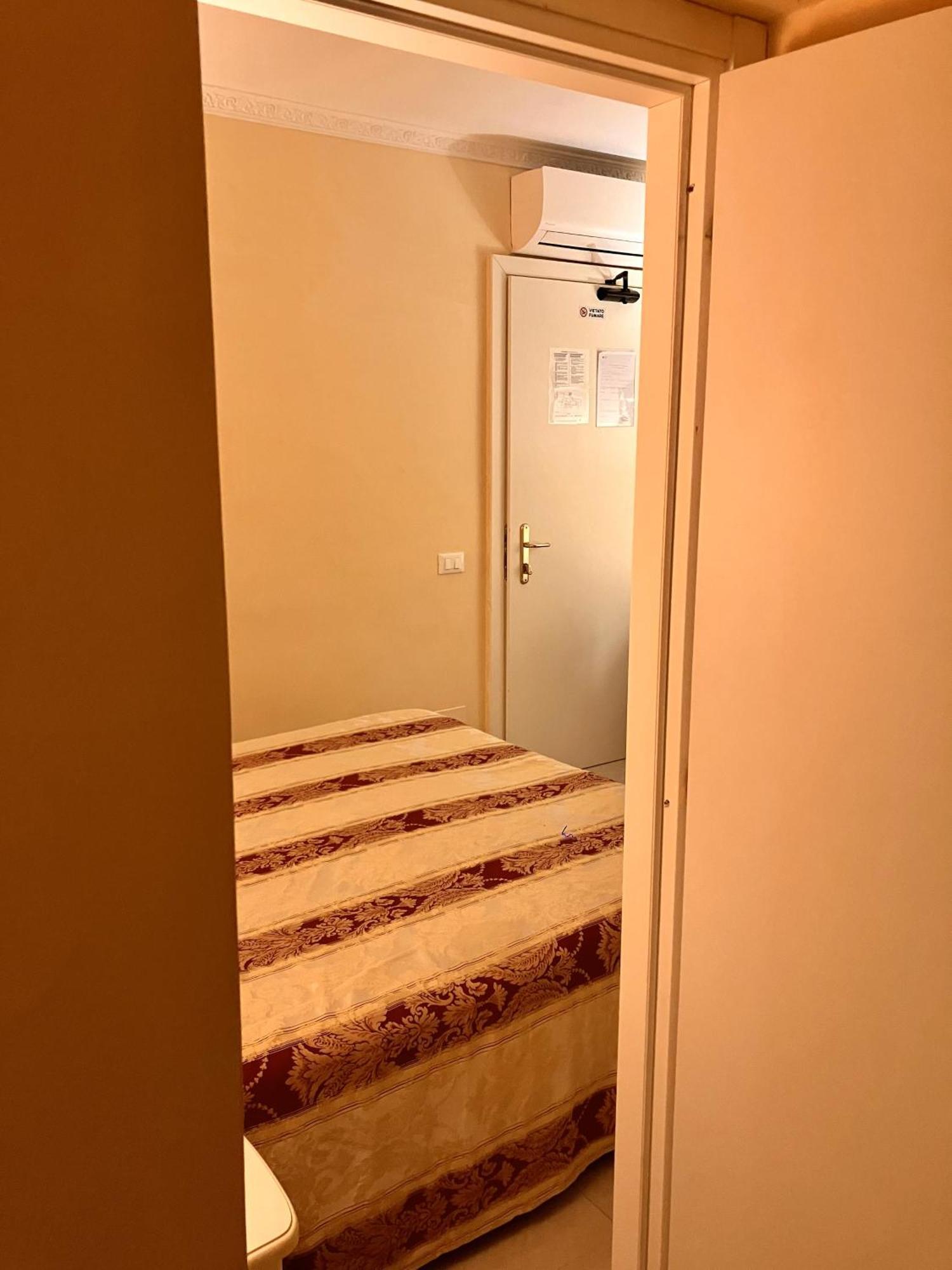 Hotel Erdarelli Rzym Zewnętrze zdjęcie