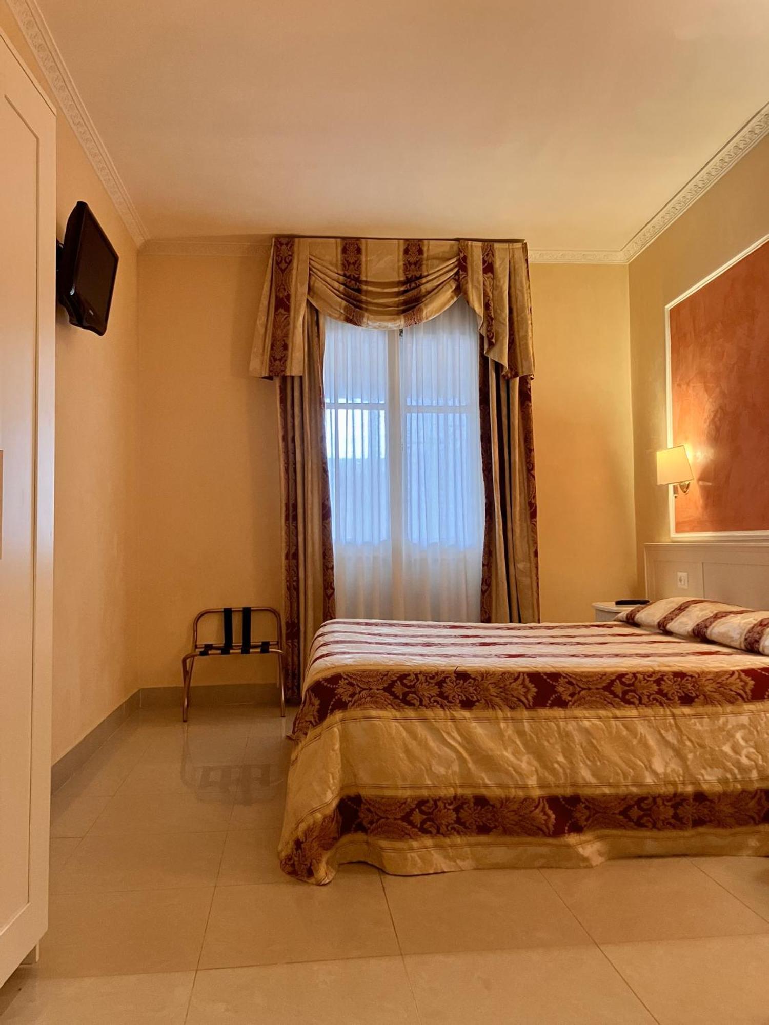Hotel Erdarelli Rzym Zewnętrze zdjęcie