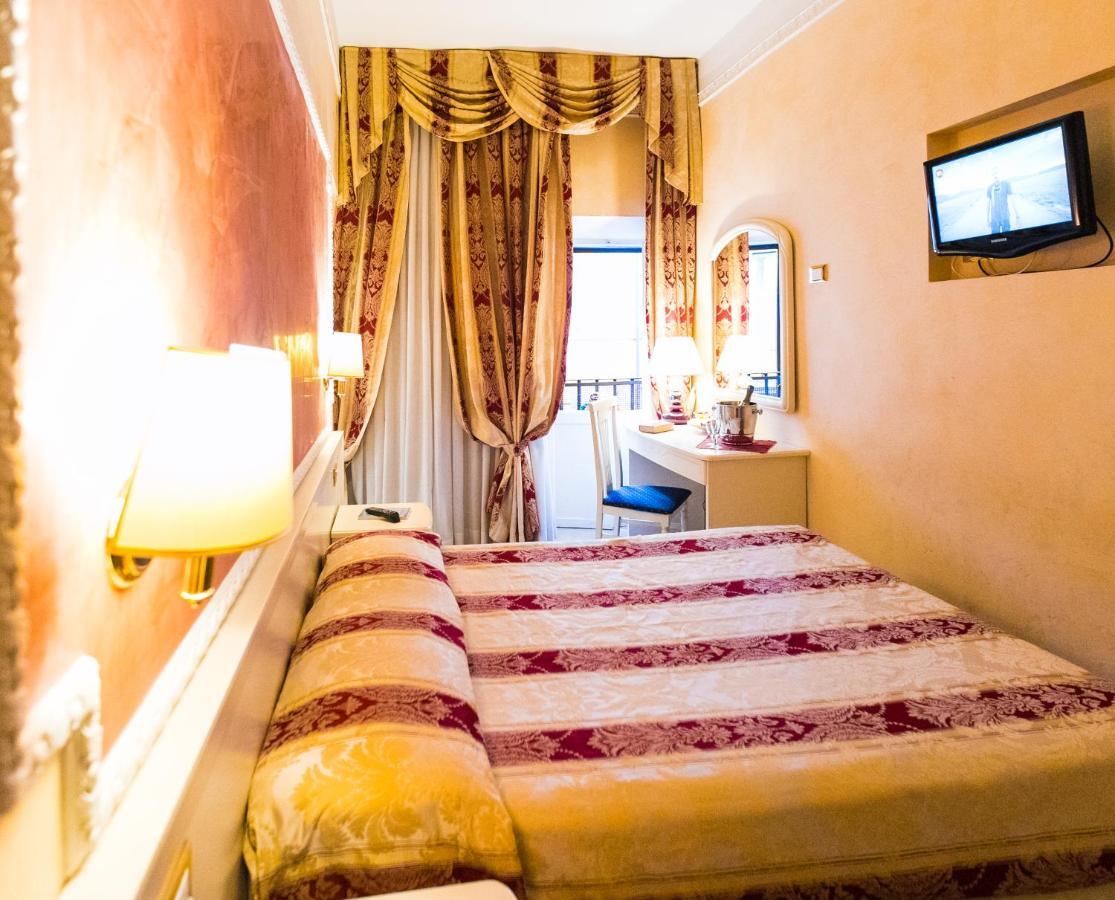 Hotel Erdarelli Rzym Pokój zdjęcie